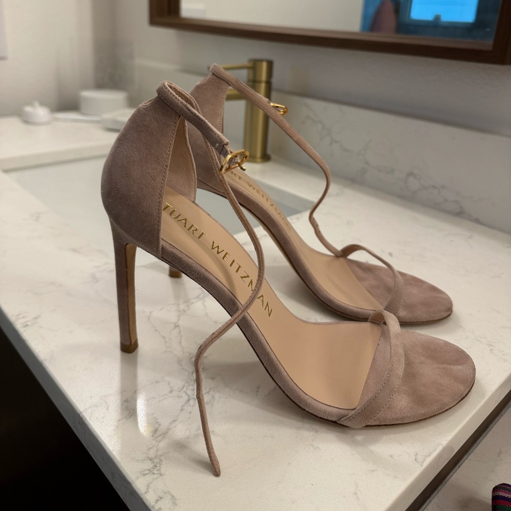 Stuart Weitzman Nudistsong Heel Nude Size 9